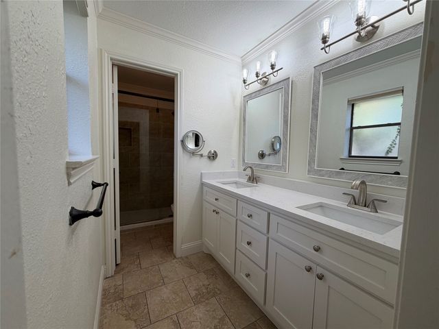 9229 Highedge Circle, Dallas, TX 75238