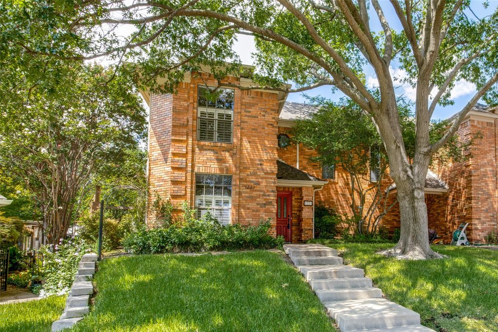 9229 Highedge Circle, Dallas, TX 75238