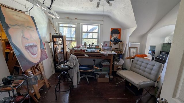 1354 Andrews Avenue, Lakewood, OH 44107