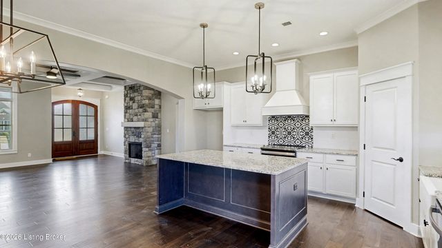 6408 Lovers Farm Trace, Louisville, KY 40291