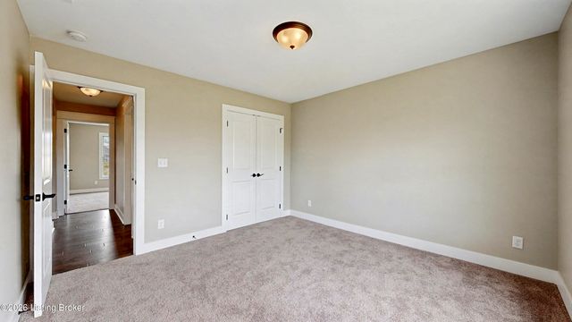 6408 Lovers Farm Trace, Louisville, KY 40291