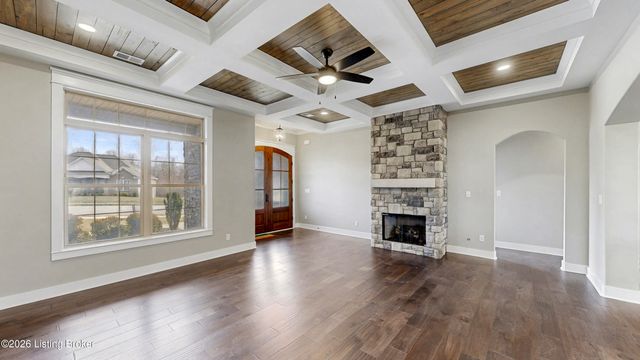 6408 Lovers Farm Trace, Louisville, KY 40291