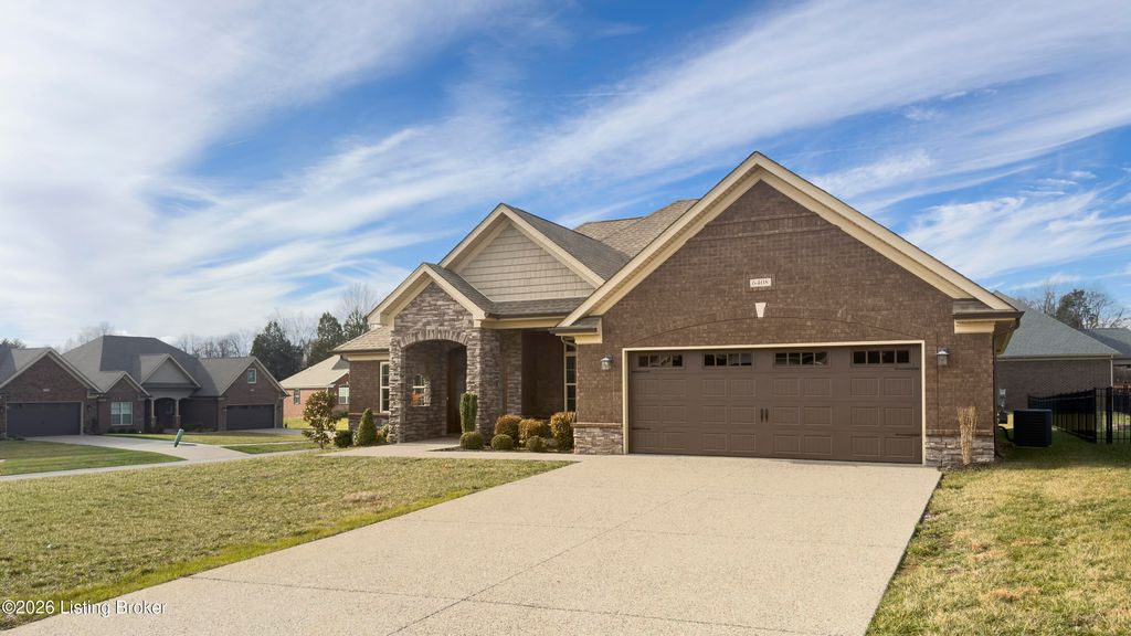 6408 Lovers Farm Trace, Louisville, KY 40291