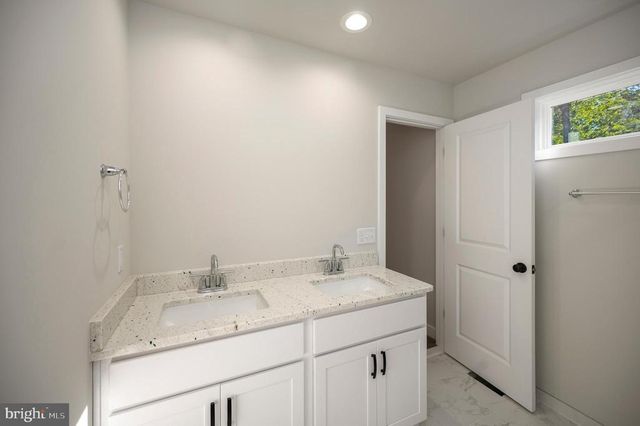 3145 LEWISTON RD, Bumpass, VA 23024