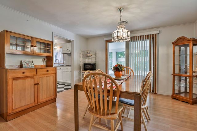 413 South Baboosic Lake Road, Merrimack, NH 03054