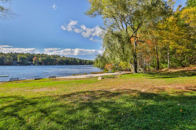 413 South Baboosic Lake Road, Merrimack, NH 03054