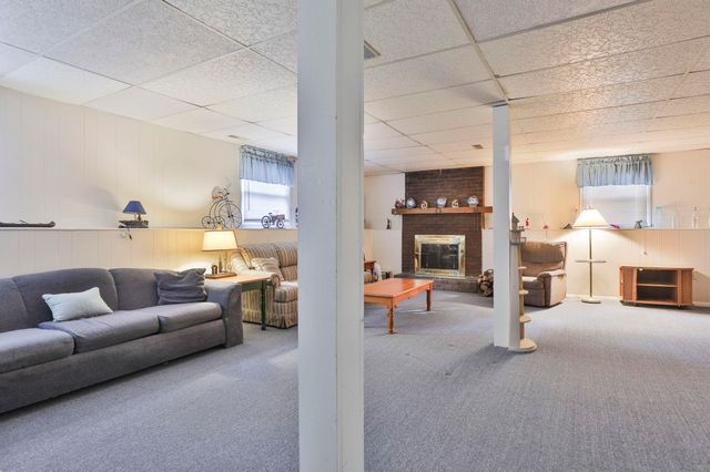 413 South Baboosic Lake Road, Merrimack, NH 03054