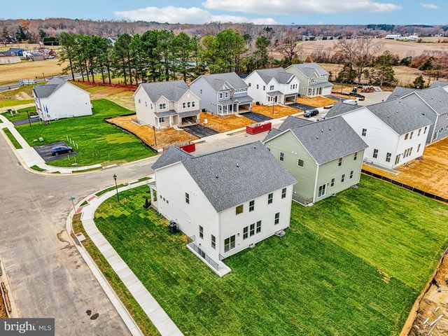 11790 WALES DR, Fredericksburg, VA 22407