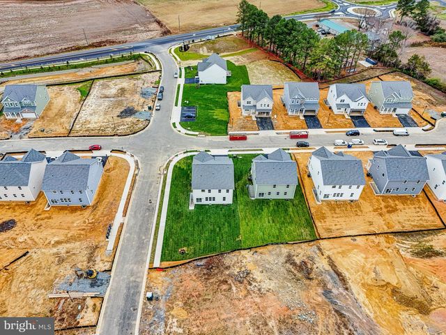 11790 WALES DR, Fredericksburg, VA 22407