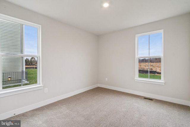 11790 WALES DR, Fredericksburg, VA 22407