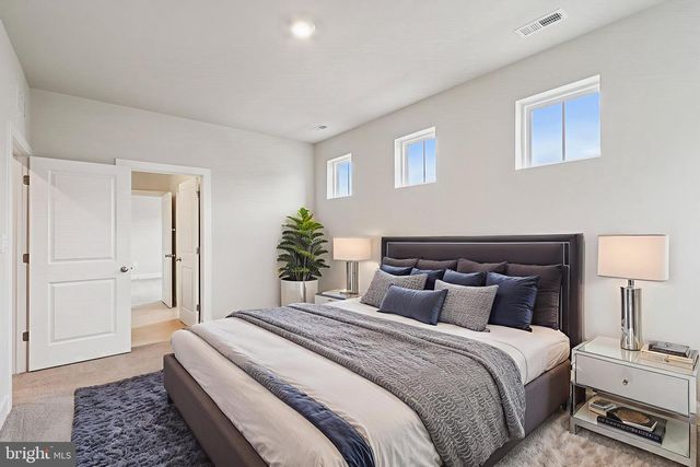 11790 WALES DR, Fredericksburg, VA 22407