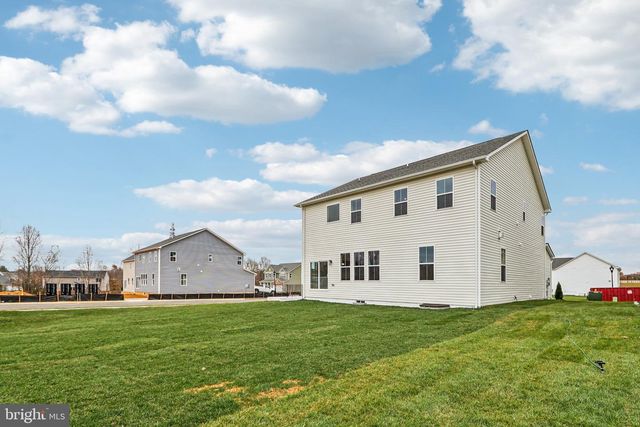 11790 WALES DR, Fredericksburg, VA 22407