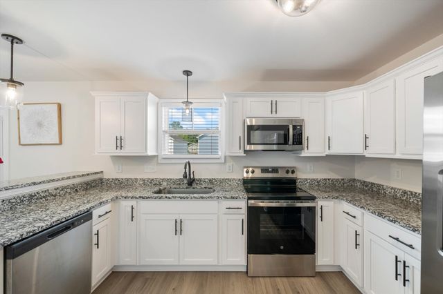216 Quarry Overlook Way, Clarksville, TN 37043