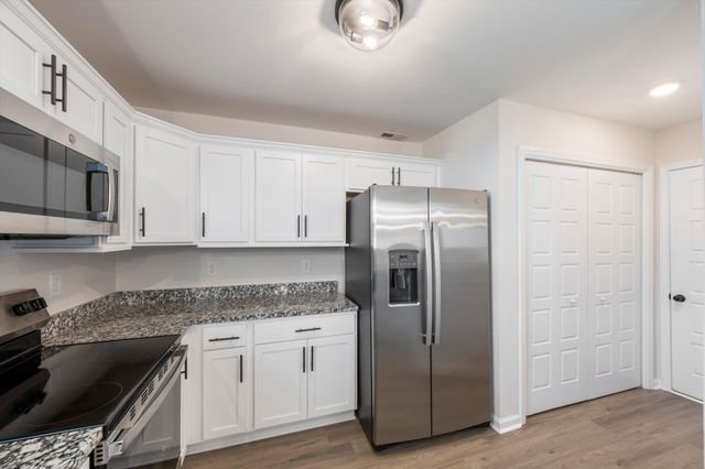 216 Quarry Overlook Way, Clarksville, TN 37043