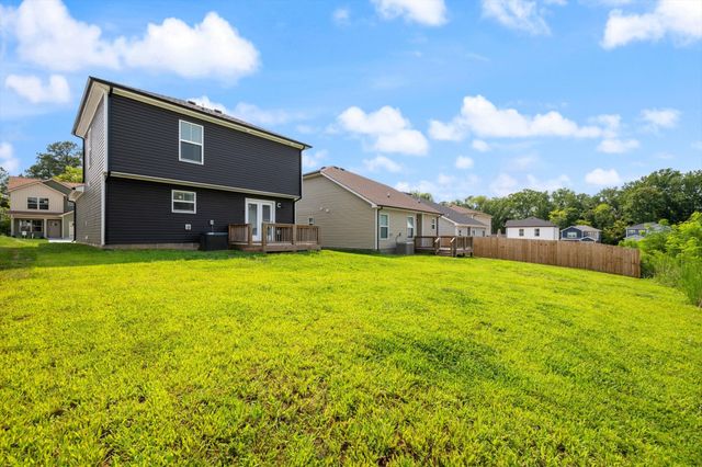 216 Quarry Overlook Way, Clarksville, TN 37043