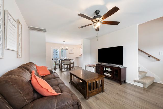216 Quarry Overlook Way, Clarksville, TN 37043