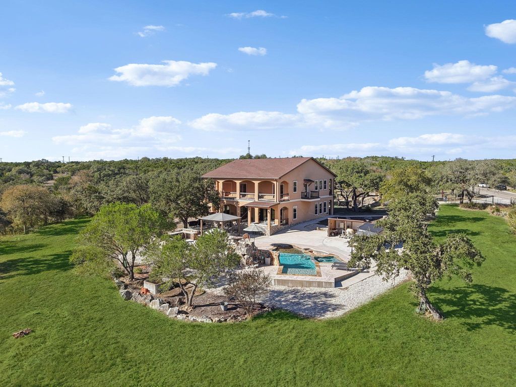 4401 Hilliard RD, San Marcos, TX 78666