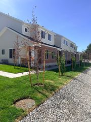 755 N PHEASANTBROOK DR #3D, Centerville, UT 84014
