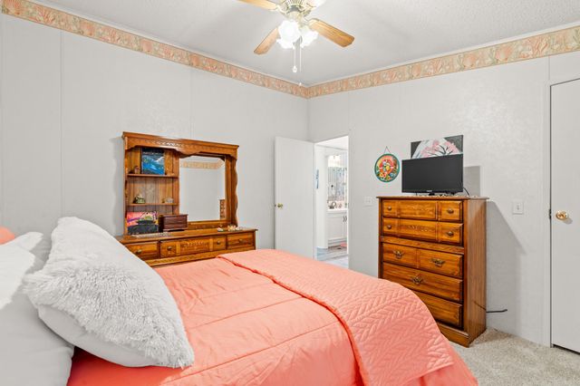 527 Grapevine St., Myrtle Beach, SC 29579