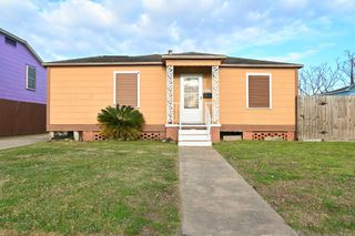 1416 57th Street, Galveston, TX 77551