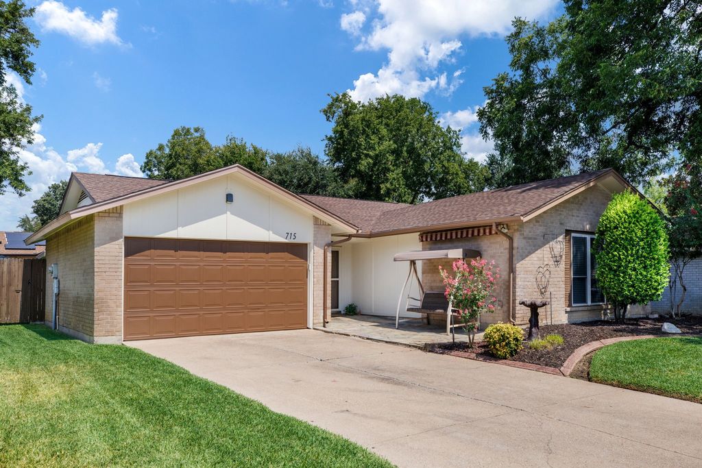 715 Salem Drive, Arlington, TX 76014 — photo 3