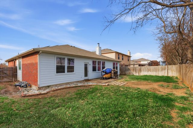 9212 Wellington Drive, Little Elm, TX 75068