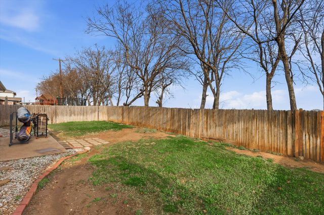 9212 Wellington Drive, Little Elm, TX 75068