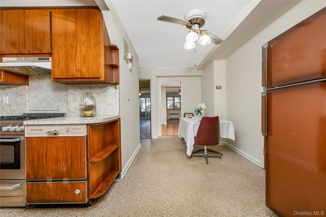 95-01 43rd Avenue, Elmhurst, NY 11373