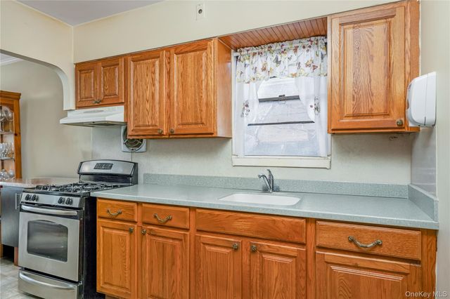 95-01 43rd Avenue, Elmhurst, NY 11373