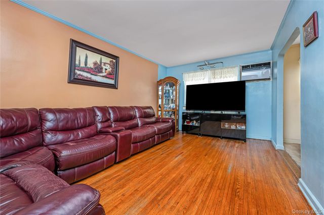 95-01 43rd Avenue, Elmhurst, NY 11373
