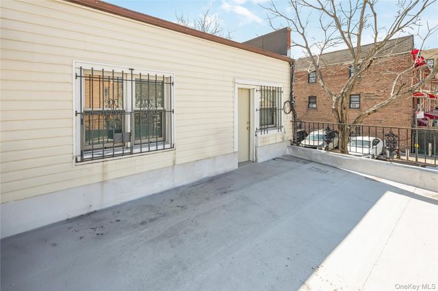 95-01 43rd Avenue, Elmhurst, NY 11373