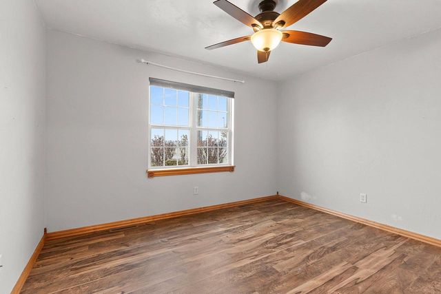 2437 LAWRENCE DRIVE, De Pere, WI 54115