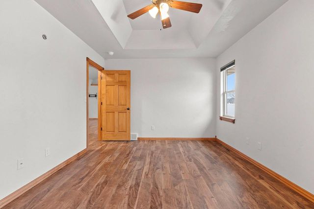 2437 LAWRENCE DRIVE, De Pere, WI 54115