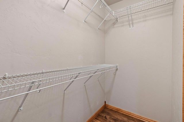 2437 LAWRENCE DRIVE, De Pere, WI 54115