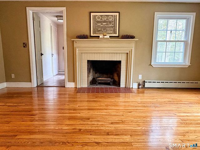 44 Climax Road, Simsbury, CT 06070