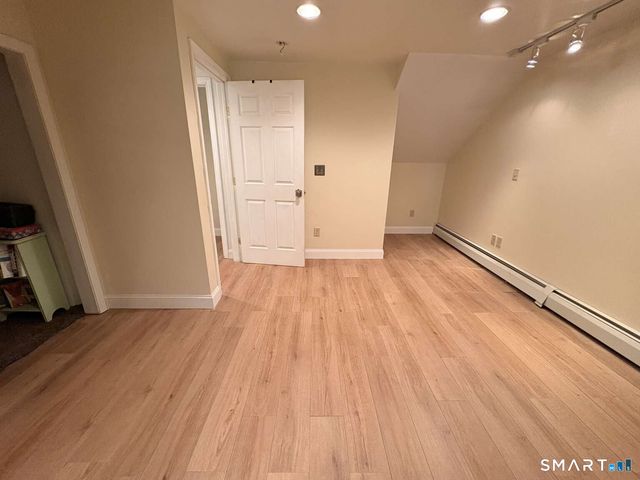44 Climax Road, Simsbury, CT 06070