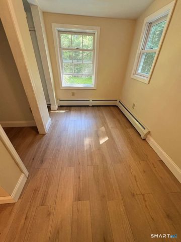 44 Climax Road, Simsbury, CT 06070
