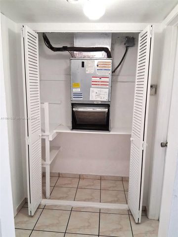 7860 Harding Ave 4B, Miami Beach, FL 33141