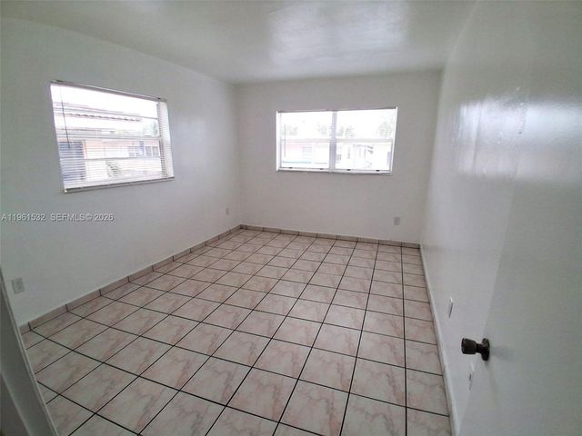 7860 Harding Ave 4B, Miami Beach, FL 33141