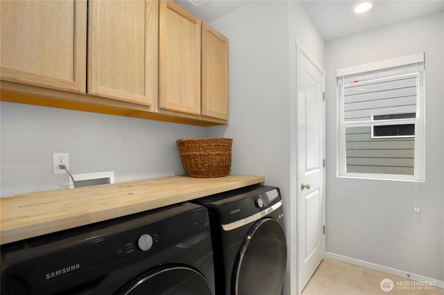 18708 Emmons Court E, Puyallup, WA 98374