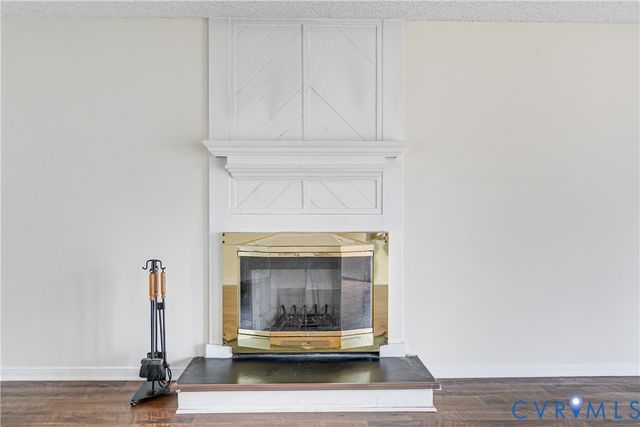 600 Queensway Rd, Chesterfield, VA 23236