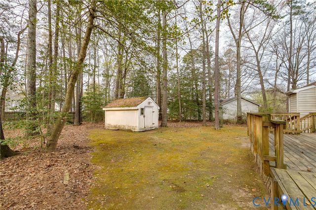 600 Queensway Rd, Chesterfield, VA 23236