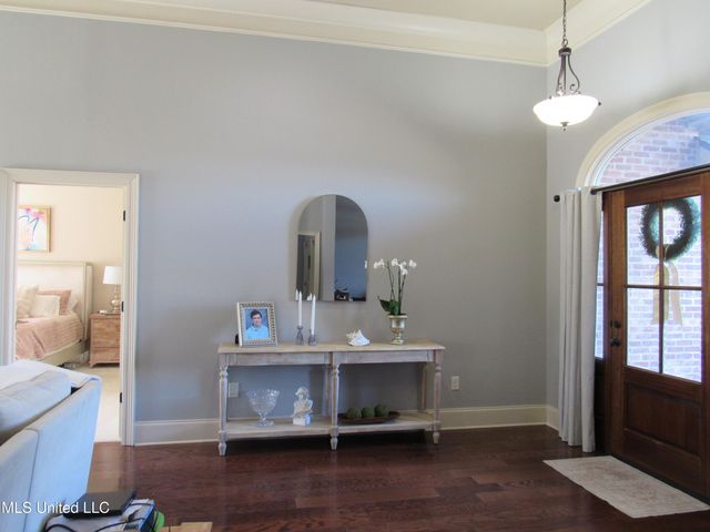 101 Bear Creek Circle, Canton, MS 39046