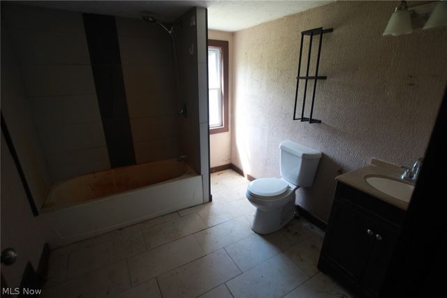 14413 Ellsworth Road, Berlin Center, OH 44401