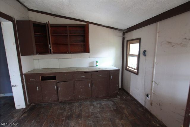 14413 Ellsworth Road, Berlin Center, OH 44401