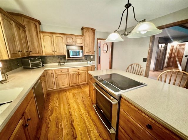 291 Woodland Dr, Wilmington Twp, PA 16142