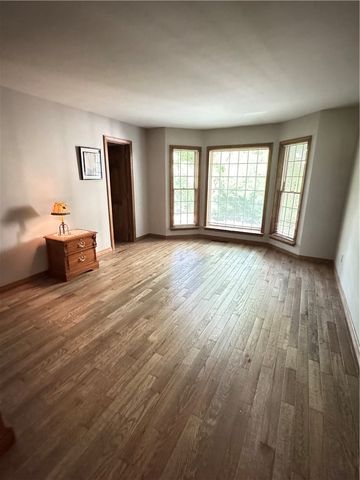 291 Woodland Dr, Wilmington Twp, PA 16142