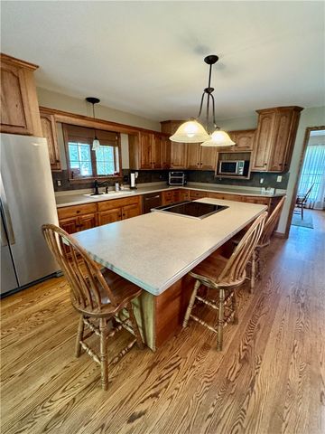 291 Woodland Dr, Wilmington Twp, PA 16142
