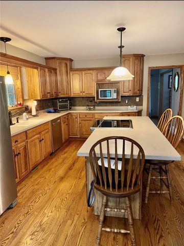 291 Woodland Dr, Wilmington Twp, PA 16142