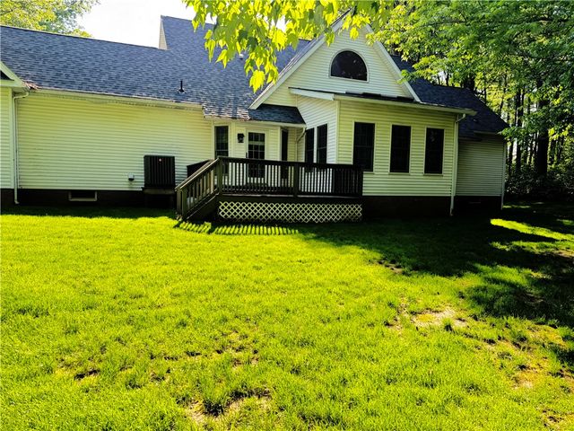 291 Woodland Dr, Wilmington Twp, PA 16142